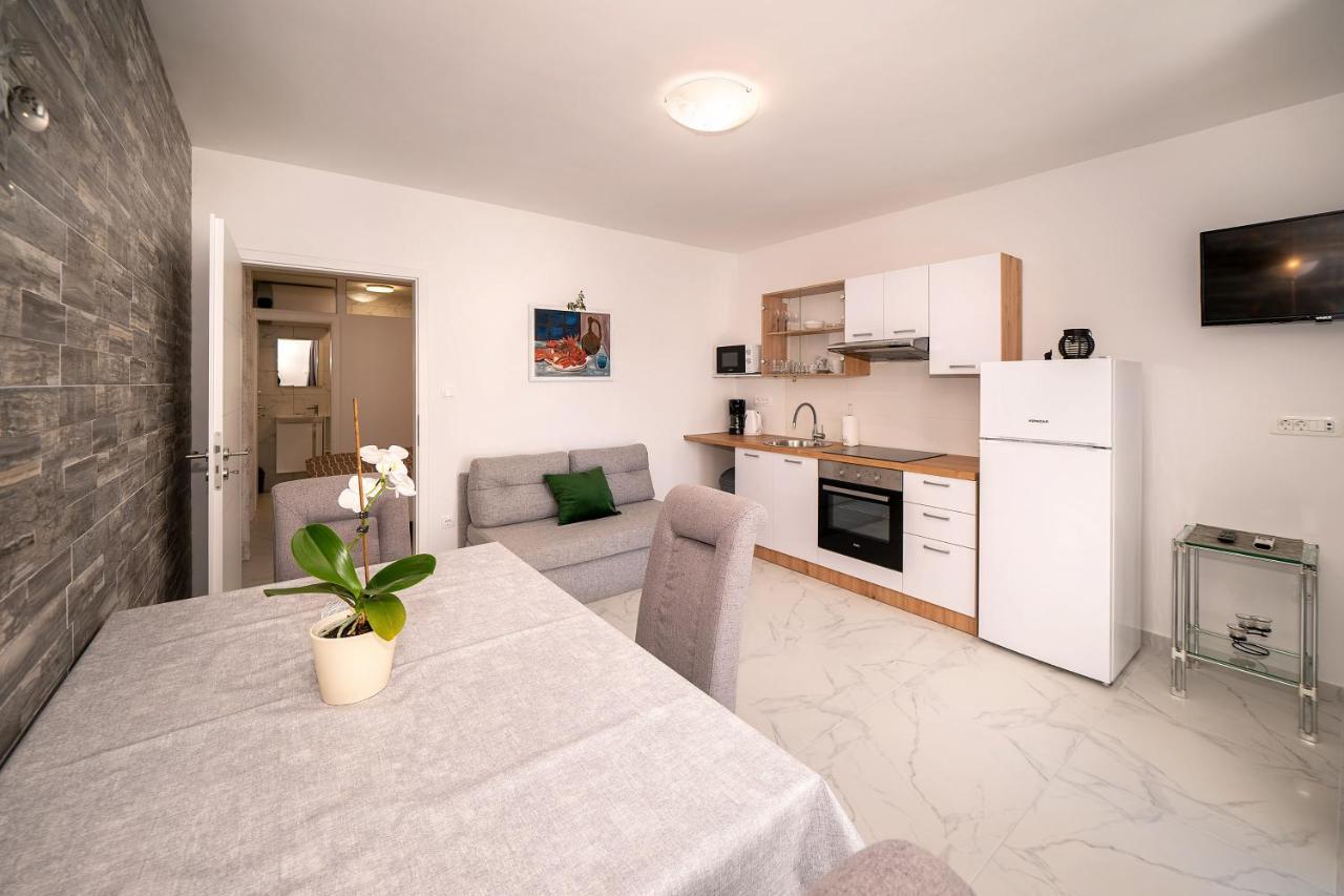Apartments Kricin 14 Laura Baška Kültér fotó